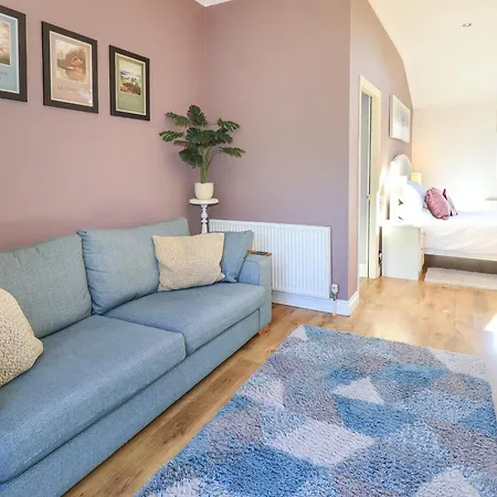 The Garden At Fiddler Hall Barn